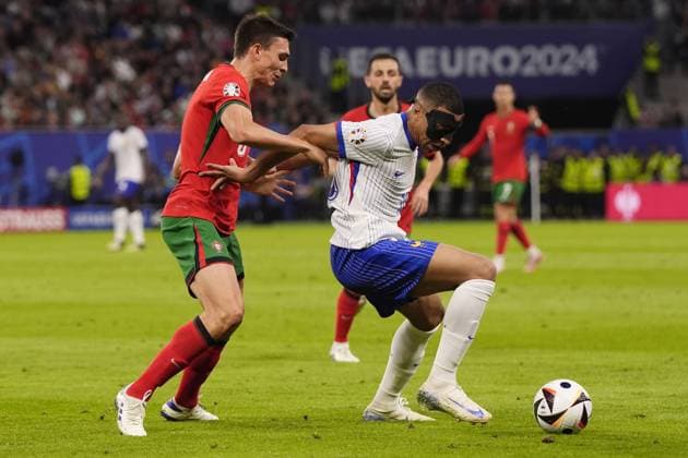 Kylian Mbappe of France during a quarterfinal match between Portugal and France at the Euro 2024 soccer tournament in Hamburg, Germany - Friday July 5, 2024. - Soccer .  Copyright: xFabioxFerrari LaPressex