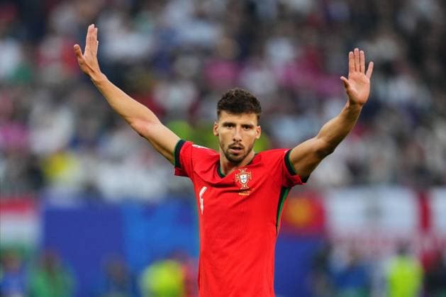 GER: Portugal v France. UEFA EURO, EM, Europameisterschaft,Fussball 2024 Ruben Dias of Portugal during the UEFA Euro 2024 match between Portugal and France. Quarter Finals, played at Volksparkstadion on July 5, 2024 in Hamburg, Germany. kpng Copyright: xBaguxBlancox xPRESSINPHOTOx PS_240705_POR_FRA_505