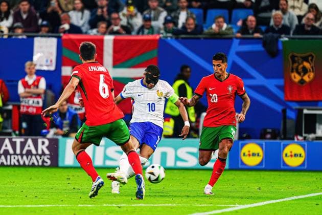 Torschuss Torchance Kylian Mbappe (Frankreich, 10) GER, Portugal vs. Frankreich, Fussball Europameisterschaft, UEFA EURO, EM, Europameisterschaft,Fussball 2024, Viertelfinale, 05.07.2024 GER, Portugal vs. Frankreich, Fussball Europameisterschaft, UEFA Euro 2024, Viertelfinale, 05.07.2024 Hamburg Copyright: xEibner-Pressefoto MarcelxvonxFehrnx EP_MFN