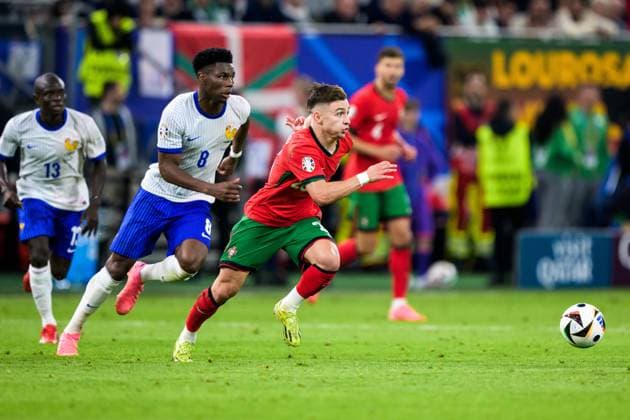 240705 AurÃ lien Tchouameni of France and Francisco Conceica of Portugal during the UEFA EURO, EM, Europameisterschaft,Fussball 2024 Football Championship Quarterfinal between Portugal and France on July 5, 2024 in Hamburg. Photo: Jesper Zerman BILDBYRAN kod JZ JZ0551 fotboll, football, soccer, fotball, fotbolls-em, europamästersk Copyright: JESPERxZERMAN BB240705JZ100