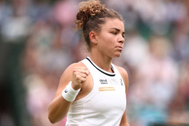 5th July 2024; All England Lawn Tennis and Croquet Club, London, England; Wimbledon Tennis Tournament, Day 5; Jasmine Paolini (ITA) during her third round match against Bianca Andreescu (CAN)  ActionPlus12664425 ShaunxBrooks