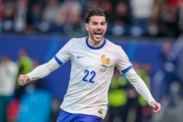 UEFA EURO, EM, Europameisterschaft,Fussball 2024: Portugal - Frankreich; 05.07.2024 Theo Hernandez (Frankreich, 22) jubelt nach seinem Elfmeter. UEFA EURO 2024: Viertelfinale: Portugal - Frankreich; Volksparkstadion Hamburg, Hamburg am 05.07.2024 Copyright: xBEAUTIFULxSPORTS Meuselx