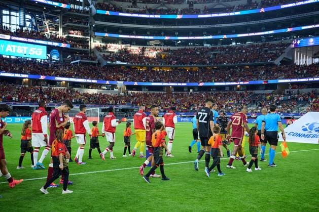 RECORD DATE NOT STATED Copa America USA 2024 Venezuela vs Canada - Quarter-final Protocolo during the CONMEBOL Copa America 2024 Quarter-final match between Venezuela and Canada, at AT-T Stadium, on July 05, 2024 in Arlington, Texas, United States. ARLINGTON TEXAS UNITED STATES  Copyright: xJorgexMartinezx 20240705200704_CA_QF_2024_VEN_CAN_PROTOCOLO77