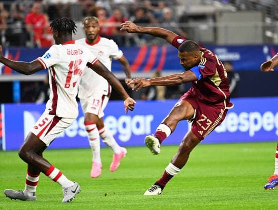 RECORD DATE NOT STATED Copa America USA 2024 Venezuela vs Canada - Quarter-final Salomon Rondon of Venezuela during the CONMEBOL Copa America 2024 Quarter-final match between Venezuela and Canada, at AT-T Stadium, on July 05, 2024 in Arlington, Texas, United States. ARLINGTON TEXAS UNITED STATES  Copyright: xDavidxLeahx 20240705202244_CA_QF_2024_VEN_CAN_RONDON88