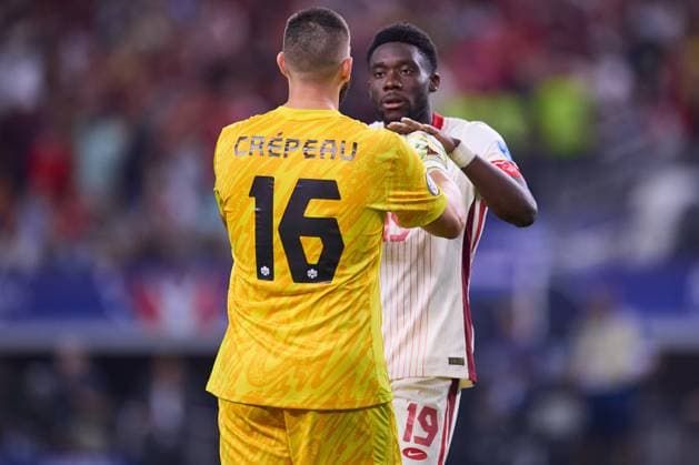 RECORD DATE NOT STATED Copa America USA 2024 Venezuela vs Canada - Quarter-final Maxime Crepeau and Alphonso Davies of Canada during the CONMEBOL Copa America 2024 Quarter-final match between Venezuela and Canada, at AT-T Stadium, on July 05, 2024 in Arlington, Texas, United States. ARLINGTON TEXAS UNITED STATES  Copyright: xJosexLuisxMelgarejox 20240705221632_CA_QF_2024_VEN_CAN_DAVIES305