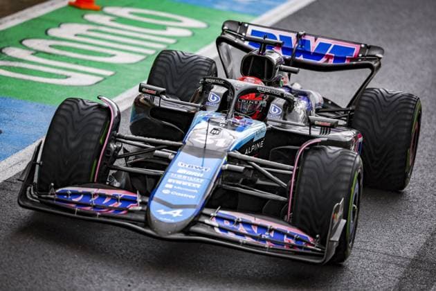 31 OCON Esteban (fra), Alpine F1 Team A524, action during the Formula 1 Qatar Airways British Grand Prix 2024, 12th round of the 2024 Formula One World Championship, WM, Weltmeisterschaft from July 5 to 7, 2024 on the Silverstone Circuit, in Silverstone, United Kingdom - F1 - BRITISH GRAND PRIX 2024 DPPI Panoramic  240706_R12_GRAN_BRETAGNA_DP_EA010177