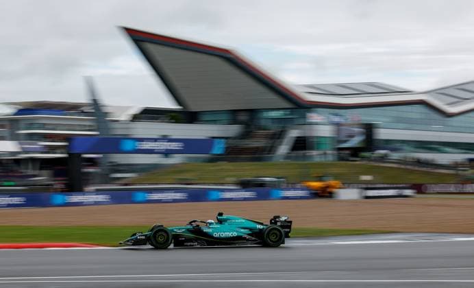 18 Lance Stroll (CAN, Aston Martin Aramco F1 Team), F1 Grand Prix of Great Britain at Silverstone Circuit on July 6, 2024 in Silverstone, Great Britain. (Photo by HOCH ZWEI) Silverstone Great Britain
