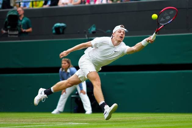 Denis Shapovalov during his third round match Wimbledon Tennis Championships, Day 6, The All England Lawn Tennis and Croquet Club, London, UK - 06 Jul 2024  Copyright: xJavierxGarcia Shutterstockx 14574535ef