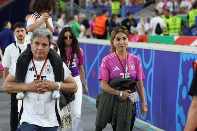 Ehefrau von Emre Can 25 (Deutschland), Spanien vs. Deutschland, Fussball, UEFA EURO, EM, Europameisterschaft,Fussball 2024, Viertelfinale, 05.07.2024 Stuttgart Baden-Wuerttemberg Deutschland
