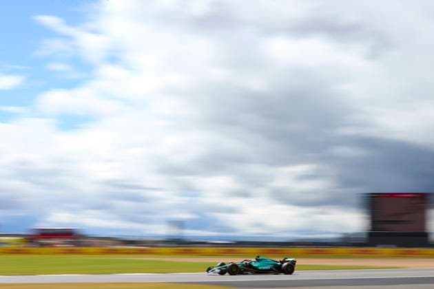 F1 Grand Prix of Great Britain - Qualifying Lance Stroll of Canada driving the (18) Aston Martin Aramco F1 Team AMR24 Mercedes on track during the qualifying ahead of the F1 Grand Prix of Great Britain at Silverstone Circuit on July 6, 2024, in Northampton, England. Northampton Silverstone Circuit Northampton England RL_GPF1GB24_00877 Copyright: xRicardoxLarreinax