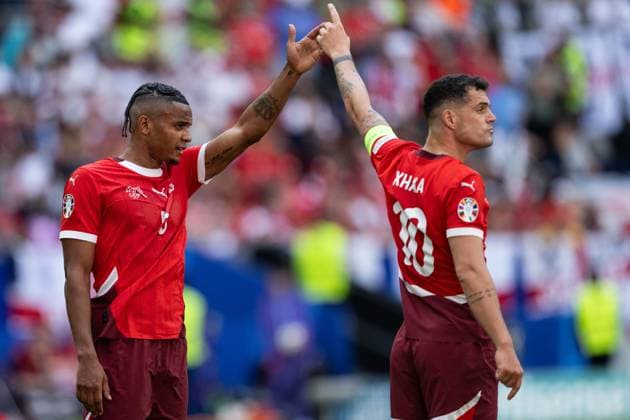 240706 Manuel Akanji and Granit Xhaka of Switzerland during the UEFA EURO, EM, Europameisterschaft,Fussball 2024 Football Championship quarterfinal between England and Switzerland on July 6, 2024 in Düsseldorf. Photo: Mathias Bergeld BILDBYRAN kod MB MB0943 fotboll football soccer fotball fotbolls-em europamästerskap em uefa euro uefa european football championship euro 2024 kvartsfinal quarterfinal quarterfinals england schweiz switzerland bbeng Copyright: MATHIASxBERGELD BB240706MB046