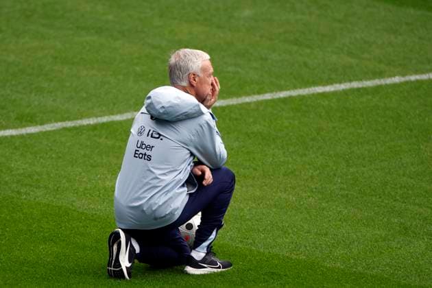 France s head coach Didier Deschamps leads a training session in Paderborn, Germany, 06 July 2024. France will face Spain in their Euro2024 semi-final soccer match on 09 July. France s training session !ACHTUNG: NUR REDAKTIONELLE NUTZUNG!  Copyright: xAlbertoxEstevezx GRAF2789 20240706-55014080608_1