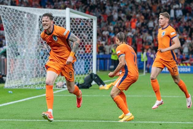 UEFA EURO, EM, Europameisterschaft,Fussball 2024: Niederlande - Türkei; 06.07.2024 Wout Weghorst (Niederlande, 9) jubelt. UEFA EURO 2024: Viertelfinale: Niederlande - Türkei; Olympiastadion Berlin, Berlin am 06.07.2024 Copyright: xBEAUTIFULxSPORTS Meuselx