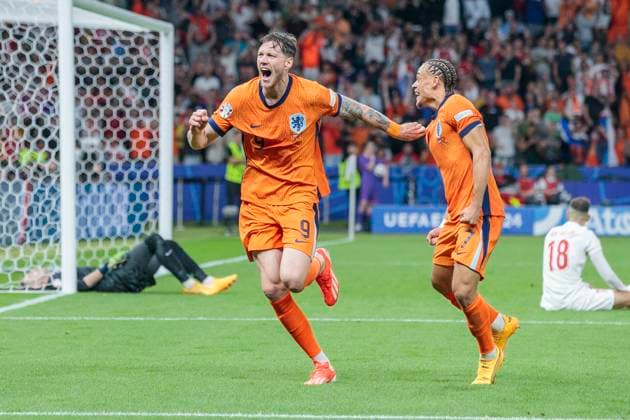 UEFA EURO, EM, Europameisterschaft,Fussball 2024: Niederlande - Türkei; 06.07.2024 Wout Weghorst (Niederlande, 9) jubelt. UEFA EURO 2024: Viertelfinale: Niederlande - Türkei; Olympiastadion Berlin, Berlin am 06.07.2024 Copyright: xBEAUTIFULxSPORTS Meuselx
