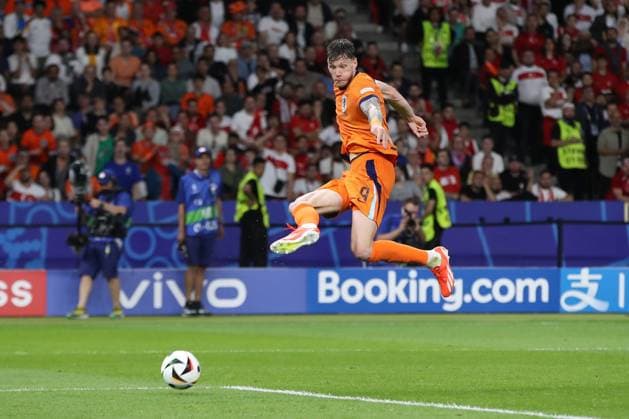 06.07.2024, xtgx, Fussball EM 2024 1 4 Finale, Niederlande - Türkei emspor, v.l. Wout Weghorst (Niederlande) (UEFA REGULATIONS PROHIBIT ANY USE OF PHOTOGRAPHS as IMAGE SEQUENCES and or QUASI-VIDEO) Berlin