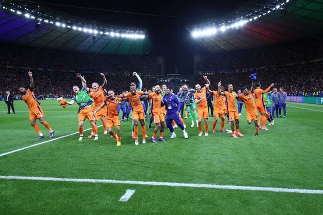06.07.2024, xtgx, Fussball EM 2024 1 4 Finale, Niederlande - Türkei emspor, v.l. Jubel, Freude, Emotionen ueber den Sieg bei den Niederländern (UEFA REGULATIONS PROHIBIT ANY USE OF PHOTOGRAPHS as IMAGE SEQUENCES and or QUASI-VIDEO) Berlin