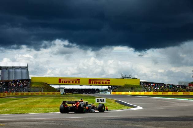 81 Oscar Piastri (AUS, McLaren Formula 1 Team), F1 Grand Prix of Great Britain at Silverstone Circuit on July 6, 2024 in Silverstone, Great Britain. (Photo by HOCH ZWEI) Silverstone Great Britain