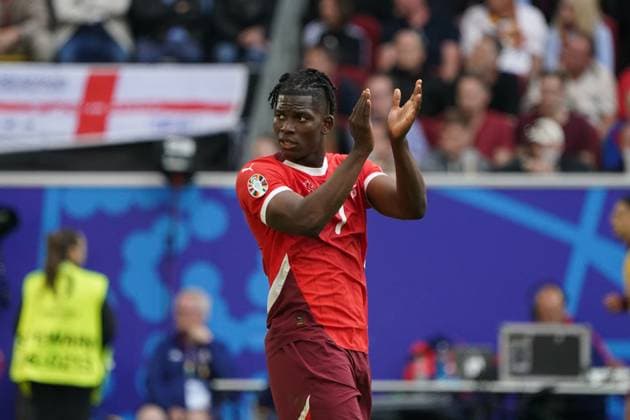 Nationalmannschaft, Fussball, UEFA Euro2024, EM 2024,Viertelfinale, Düsseldorf, England-Schweiz Breel Embolo Schweiz Aktion, Einzelbild