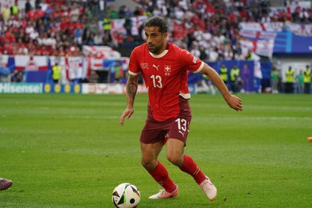Nationalmannschaft, Fussball, UEFA Euro2024, EM 2024,Viertelfinale, Düsseldorf, England-Schweiz Ricardo Rodriguez, Schweiz Aktion, Einzelbild