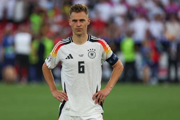 EM 2024: Spanien - Deutschland am 05.07.2024 in der Stuttgart Arena in Stuttgart Joshua Kimmich (Deutschland 6) unzufrieden, enttäuscht, enttaeuscht, niedergeschlagen.