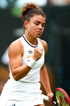 Jasmine Paolini during her fourth round match Wimbledon Tennis Championships, Day 7, The All England Lawn Tennis and Croquet Club, London, UK - 07 Jul 2024  Copyright: xJamesxMarsh Shutterstockx 14575060j