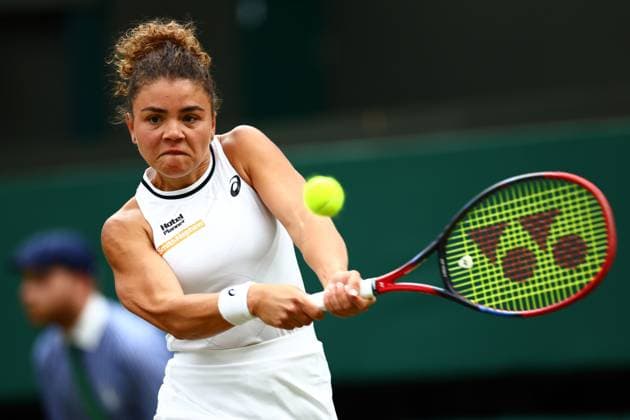 Sport Bilder des Tages Jasmine Paolini during her fourth round match Wimbledon Tennis Championships, Day 7, The All England Lawn Tennis and Croquet Club, London, UK - 07 Jul 2024  Copyright: xJamesxMarsh Shutterstockx 14575060w