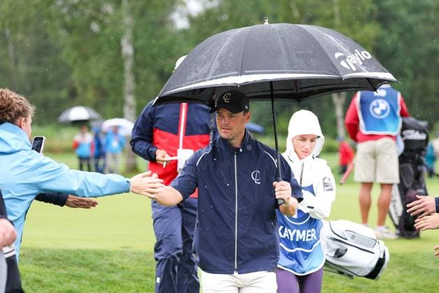 Martin Kaymer (GER) klatsch Fans ab, BMW International Open 2024, Golf, DP World Tour, Herren, Finale, 07.07.2024 Moosinning Bayern Deutschland