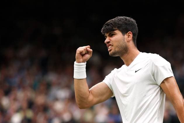 Carlos Alcaraz celebrates during his fourth round match Wimbledon Tennis Championships, Day 7, The All England Lawn Tennis and Croquet Club, London, UK - 07 Jul 2024  Copyright: xEllaxLing Shutterstockx 14575061w