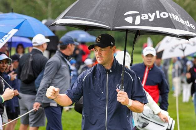 Martin Kaymer (GER) klatsch Fans ab, BMW International Open 2024, Golf, DP World Tour, Herren, Finale, 07.07.2024 Moosinning Bayern Deutschland