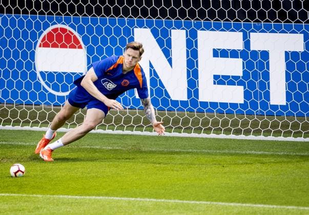 Sport Bilder des Tages WOLFSBURG - Wout Weghorst during a training session of the Dutch national team, Nationalteam in the AOK Stadium on July 7, 2024 in Wolfsburg, Germany. The Dutch national team is preparing for the semi-finals of the European Football Championship in Germany against England. ANP KOEN VAN WEEL UEFA EURO, EM, Europameisterschaft,Fussball 2024 2024 xVIxANPxSportx xxANPxIVx 502987494 originalFilename: 502987494.jpg