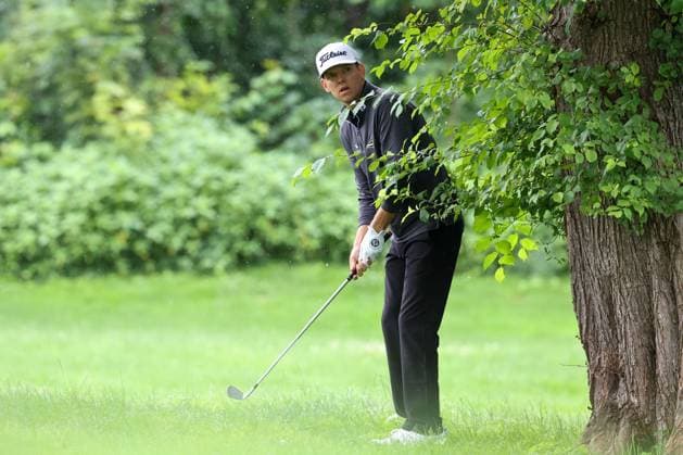 schwierige Situation fuer Jeremy Paul (GER), schlaegt aus dem Rough, BMW International Open 2024, Golf, DP World Tour, Herren, Finale, 07.07.2024 Moosinning Bayern Deutschland