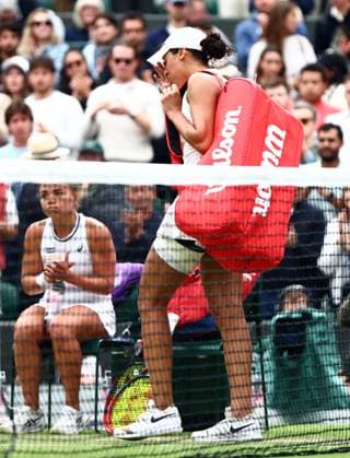 Madison Keys retires injured in her fourth round match against Jasmine Paolini Wimbledon Tennis Championships, Day 7, The All England Lawn Tennis and Croquet Club, London, UK - 07 Jul 2024  Copyright: xJamesxMarsh Shutterstockx 14575060bj