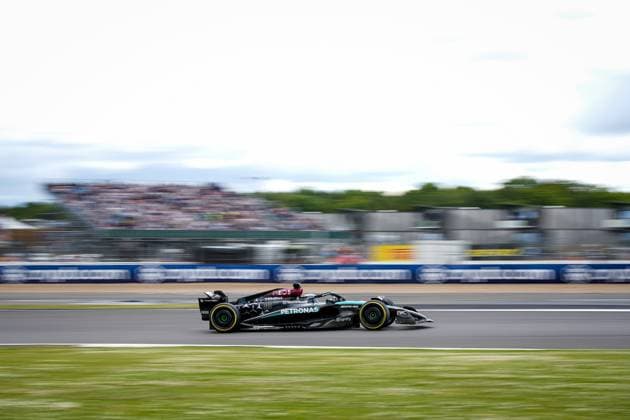SILVERSTONE - George Russell (Mercedes) in action during the Grand Prix of Great Britain. ANP SANDER KONING xVIxANPxSportx xxANPxIVx 502990257 originalFilename: 502990257.jpg