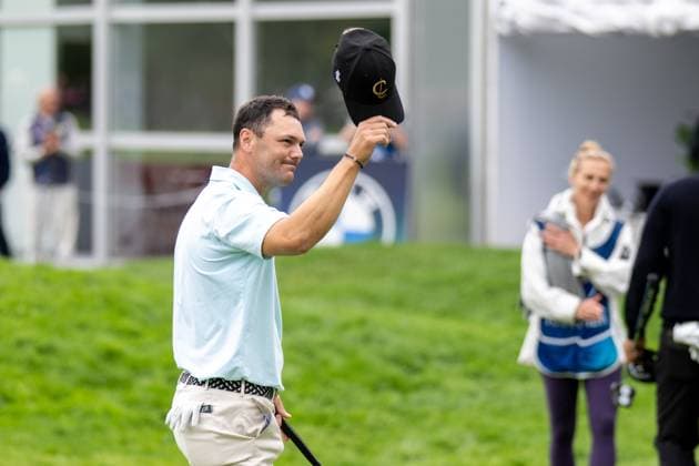 Martin Kaymer bedankt sich bei den Fans, BMW International Open 2024, Golf, 07.07.2024 Muenchen Bayern Deutschland