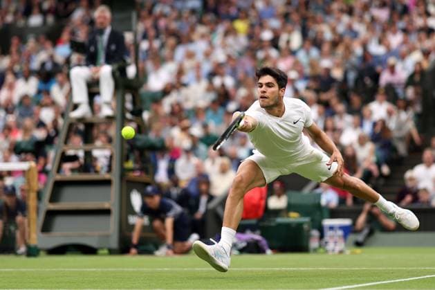 Carlos Alcaraz during his fourth round match Wimbledon Tennis Championships, Day 7, The All England Lawn Tennis and Croquet Club, London, UK - 07 Jul 2024  Copyright: xEllaxLing Shutterstockx 14575061ap
