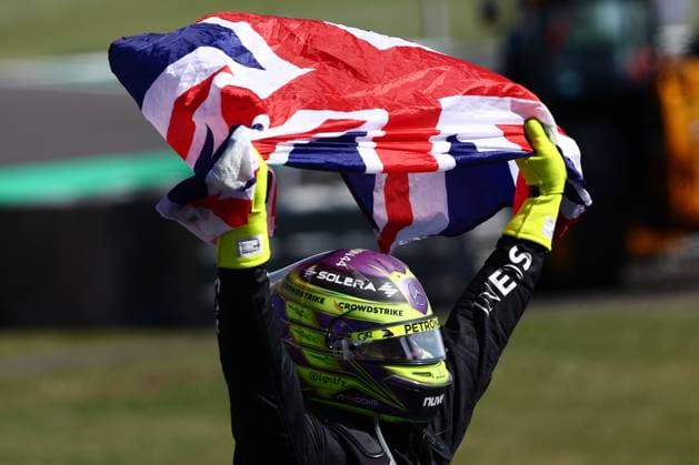 F1 British Grand Prix 2024 Lewis Hamilton of Mercedes after the Formula 1 British Grand Prix at Silverstone Circuit in Northampton, Great Britain on July 7, 2024. London United Kingdom  Copyright: xJakubxPorzyckix originalFilename:porzycki-f1britis240707_nppQf.jpg