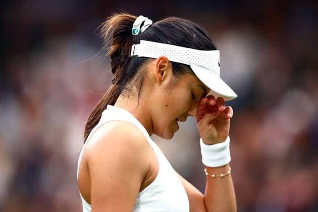 Emma Raducanu dejected during her fourth round match Wimbledon Tennis Championships, Day 7, The All England Lawn Tennis and Croquet Club, London, UK - 07 Jul 2024  Copyright: xJamesxMarsh Shutterstockx 14575060cn