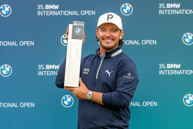 Sieger der 35. BMW International Open, Ewen Ferguson (SCO) beim Putten, BMW International Open 2024, Golf, DP World Tour, Herren, Finale, 07.07.2024 Moosinning Bayern Deutschland