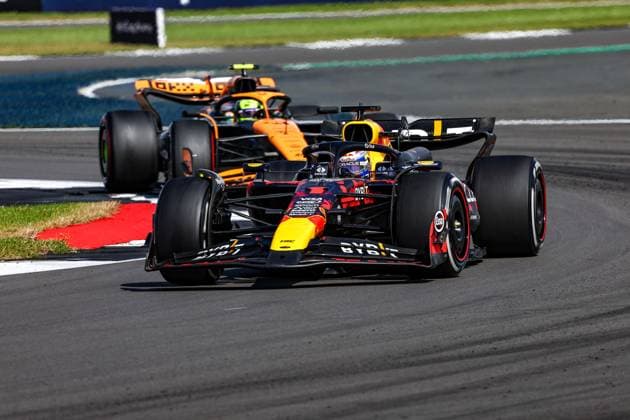 1 Max Verstappen (NLD, Oracle Red Bull Racing), 4 Lando Norris (GBR, McLaren Formula 1 Team), F1 Grand Prix of Great Britain at Silverstone Circuit on July 7, 2024 in Silverstone, Great Britain. (Photo by HOCH ZWEI) Silverstone Great Britain