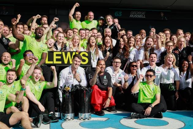 44 Lewis Hamilton (GBR, Mercedes-AMG Petronas F1 Team), Peter Bonnington (GBR, Mercedes-AMG Petronas F1 Team), F1 Grand Prix of Great Britain at Silverstone Circuit on July 7, 2024 in Silverstone, Great Britain. (Photo by HOCH ZWEI) Silverstone Great Britain