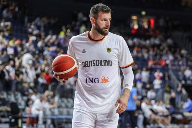 Basketball Länderspiel Deutschland - Frankreich am 06.07.2024 in der Lanxess Arena in Köln Leon Kratzer ( Deutschland )