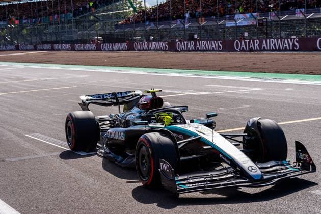 07.07.2024, Silverstone Circuit, Silverstone, FORMULA 1 QATAR AIRWAYS BRITISH GRAND PRIX 2024 , im Bild Zieldurchfahrt des Siegers Lewis Hamilton (GBR), Mercedes-AMG Petronas Formula One Team Defodi-506_20240707_hbr_0102