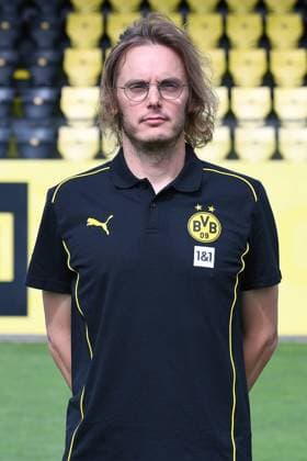 Borussia Dortmund II; 3.Liga, Porträttermin 2024 2025 Videoanalyst Jan Frederik Luig; Borussia Dortmund II; 3. Liga, Porträttermin 2024 2025