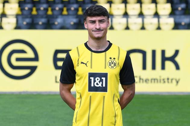 Borussia Dortmund II; 3.Liga, Porträttermin 2024 2025 Guillermo Bueno; Borussia Dortmund II; 3. Liga, Porträttermin 2024 2025