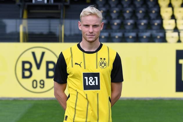 Borussia Dortmund II; 3.Liga, Porträttermin 2024 2025 Ben Hüning; Borussia Dortmund II; 3. Liga, Porträttermin 2024 2025