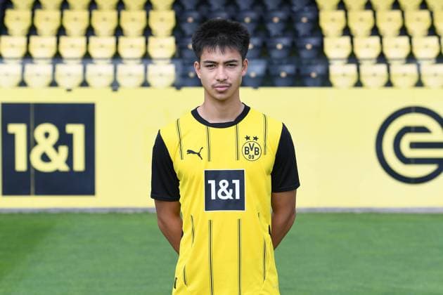 Borussia Dortmund II; 3.Liga, Porträttermin 2024 2025 Felix Paschke; Borussia Dortmund II; 3. Liga, Porträttermin 2024 2025