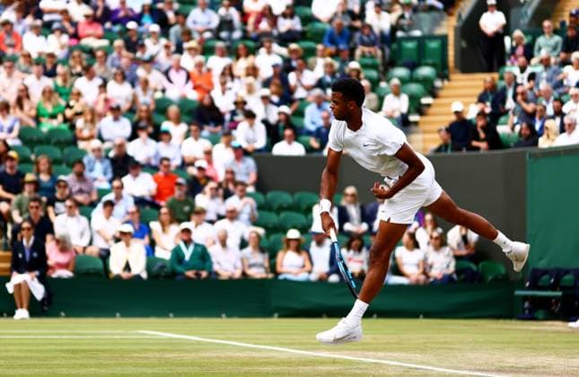 Giovanni Mpetshi Perricard of France. Wimbledon Tennis Championships, Day 8, The All England Lawn Tennis and Croquet Club, London, UK - 08 Jul 2024  Copyright: xJamesxMarsh Shutterstockx 14575857e