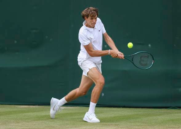 Tom Sickenberger (GER), Jungen Einzel GS Tennis - Wimbledon 2024 - Grand Slam ITF ATP, Tennis Herren WTA, Tennis Damen - AELTC - London - - Great Britain - 8 July 2024. Copyright: xJuergenxHasenkopfx