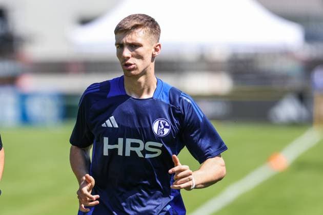 09.07.2024, Fussball, Sommervorbereitung, Saison 2024 2025, Felipe Sanchez (FC Schalke 04) Mittersill Stadion Mittersill Österreich xRHR-FOTO TRx