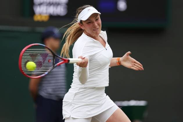 Donna Vekic of Croatia Wimbledon Tennis Championships, Day 9, The All England Lawn Tennis and Croquet Club, London, UK - 09 Jul 2024  Copyright: xEllaxLing Shutterstockx 14577171e